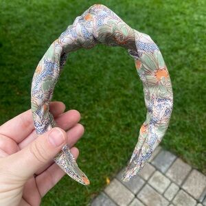 Anthropologie knotted headband